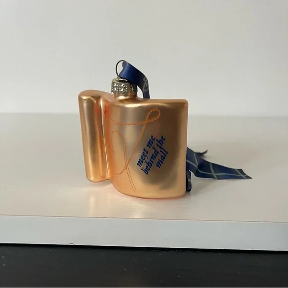 NWT Taylor Swift "August" Ornament - Picture 14 of 16